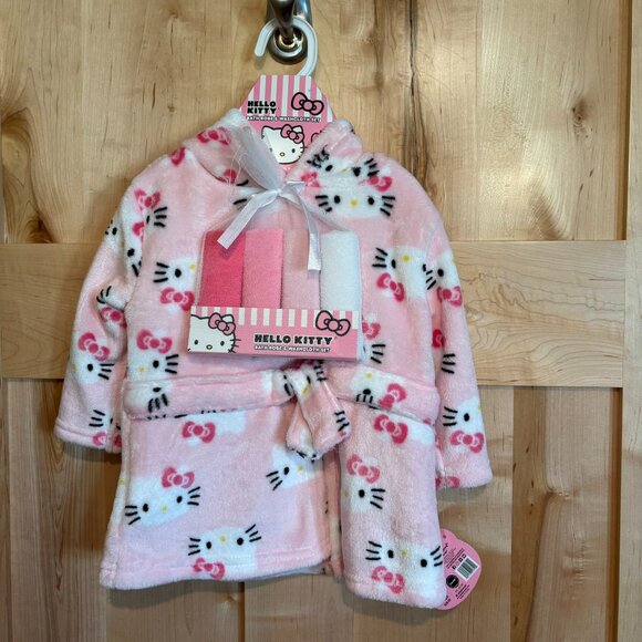 NWT Infant Hello Kitty Bath Robe & Washcloth Set One Size Soft Fuzzy Adorable - Picture 1 of 8